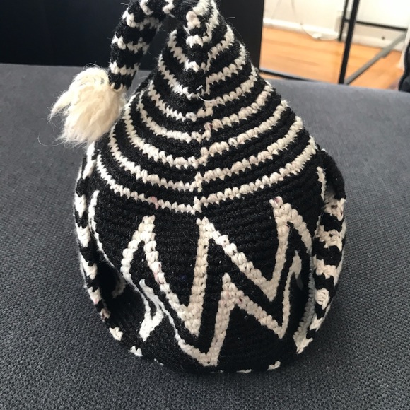 African Hat - Picture 3 of 3